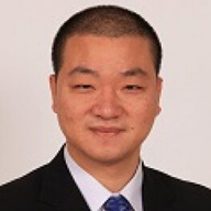 Xiang Chen irakaslea